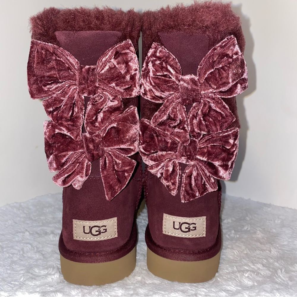Ugg Bailey Bow Crushed Velvet New In Original Box Wil… Gem